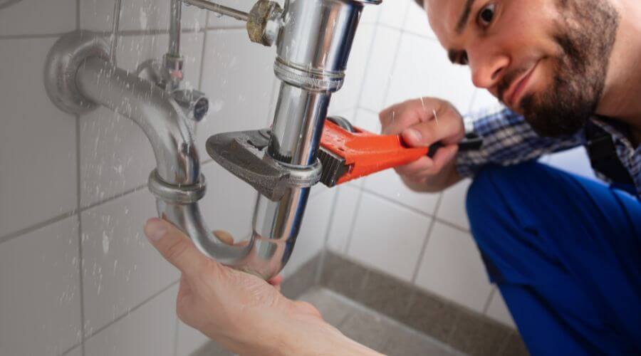 Professional expert plumbing services in Kamrar, IA